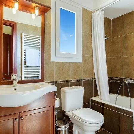 Lassi Sleeps 7 Pool Air Con Wifi Villa *
